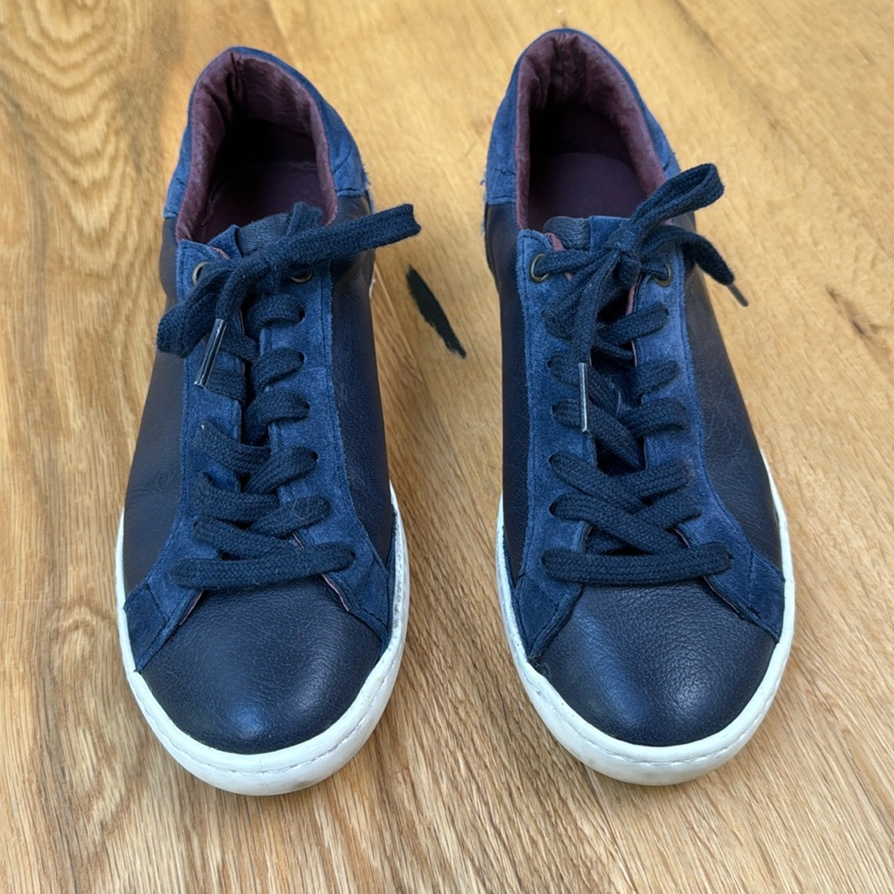 Anthropologie Howsty Embroidered Aztec Sneakers